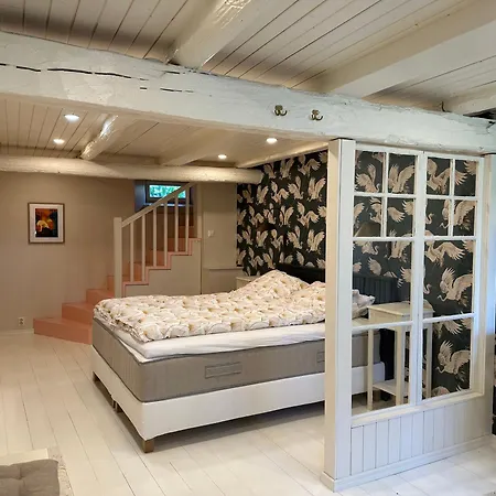 Apartment Wooden House In Kaepylae Helsinki