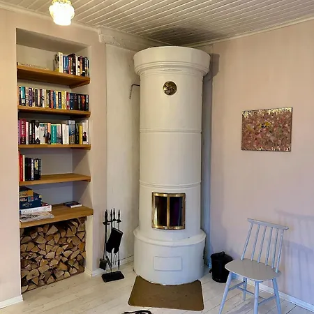 Wooden House In Kaepylae Apartment Helsinki