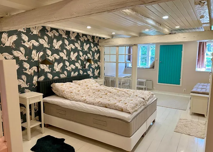 Wooden House In Kaepylae * هلسنكي